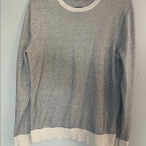Old Navy Sweater Size L